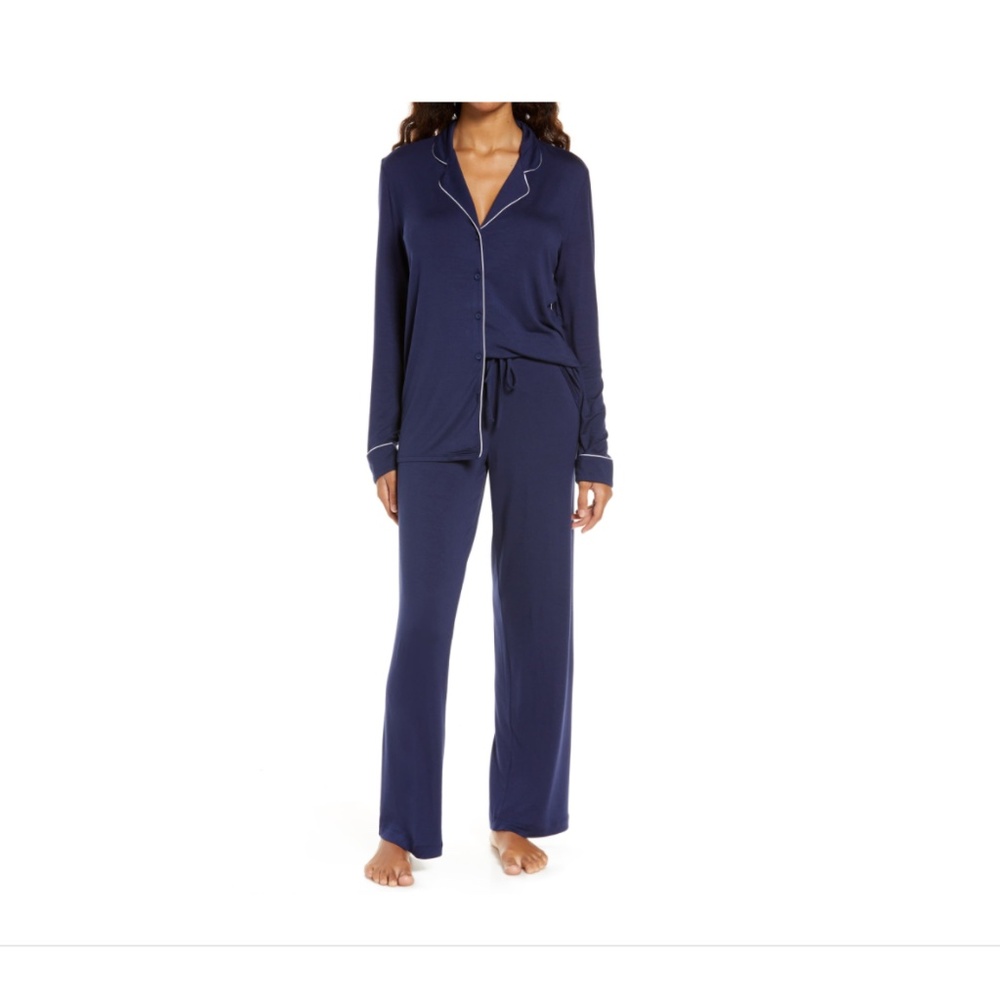 Nordstrom Moonlight Dream Pajamas- Medium